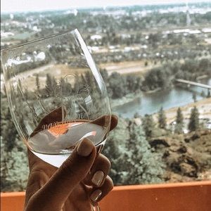 Meet your Posher, Tara